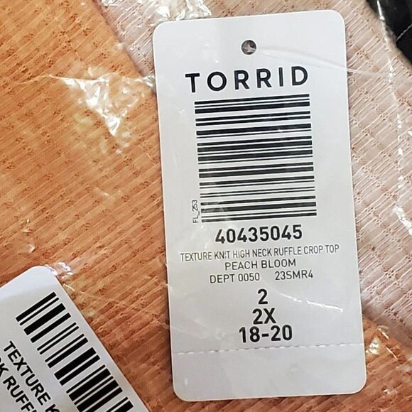 NWT Torrid Womens Sz 2 Texture Knit High Neck Ruffle Crop Top Peach Bloom - Picture 5 of 6